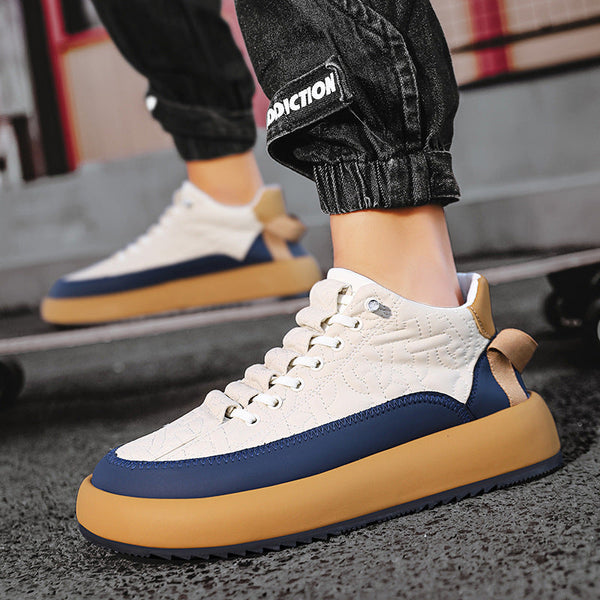 Men's faux leather casual sneakers in beige and blue